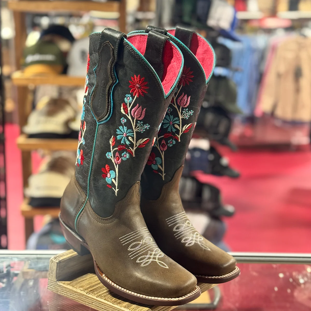 Quincy Cowgirl Boots With Flowers Square Toe