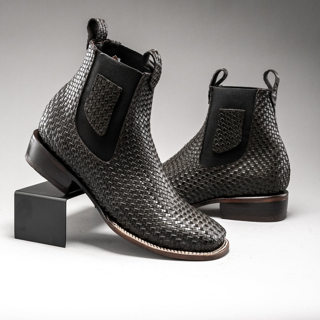 Men's 710 Braided Leather Square Toe Ankle Boot