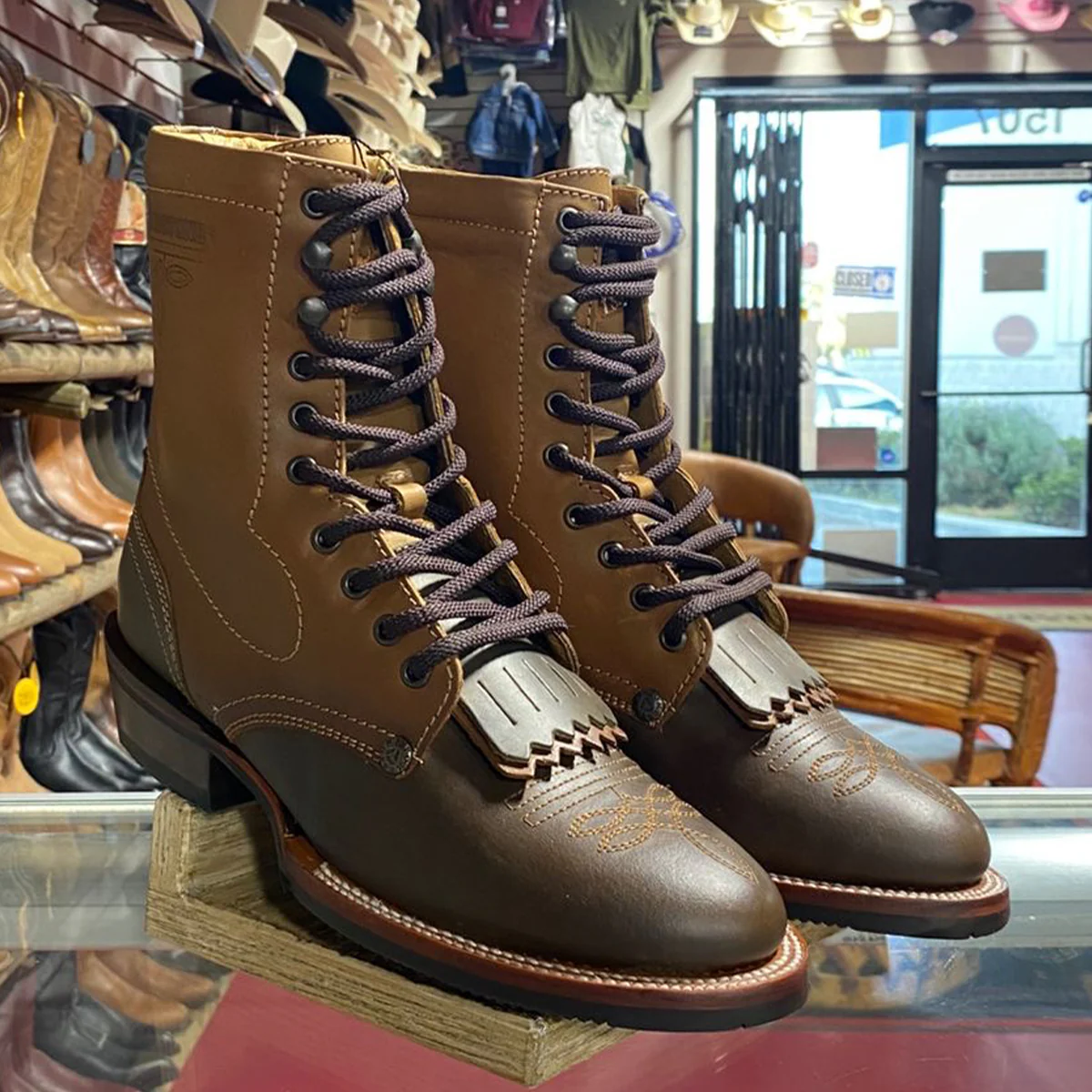 Tombstone Men's Brown Lace Up Round Toe Boots